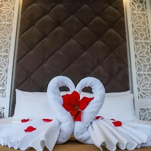 Hotel Vinea Arape-Rashbulli